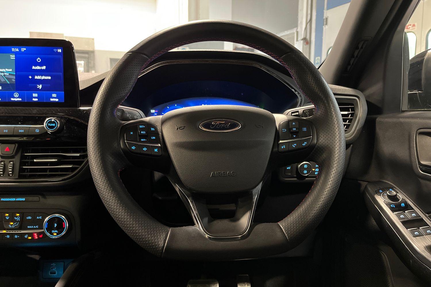 Ford KUGA Photo 11