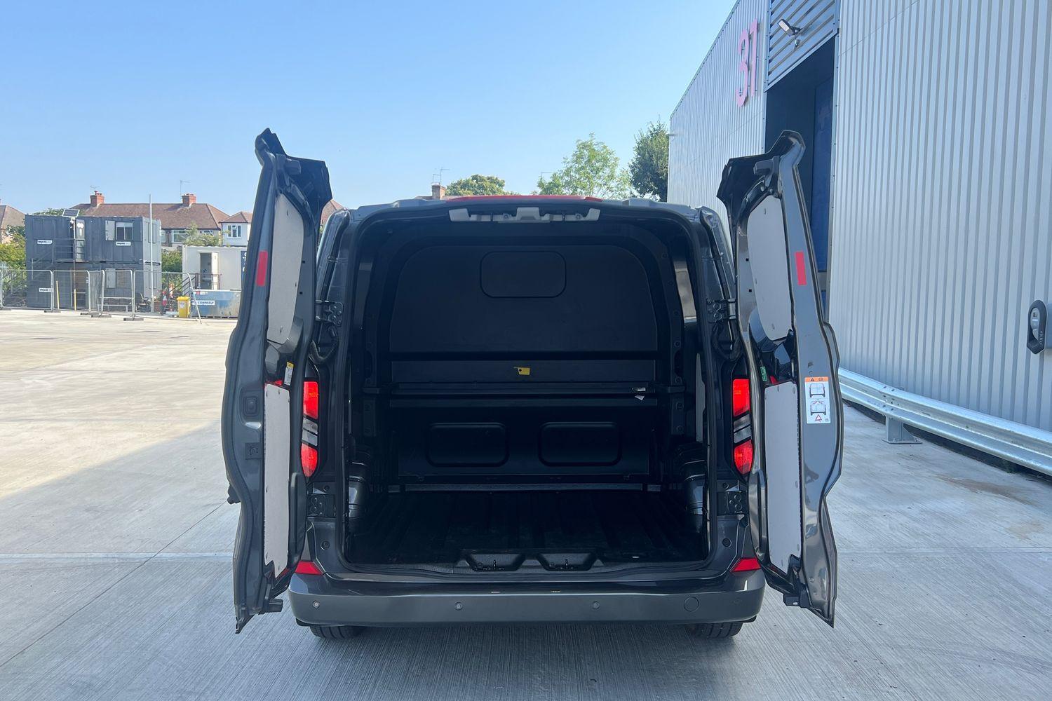 Ford TRANSIT CUSTOM Photo 5