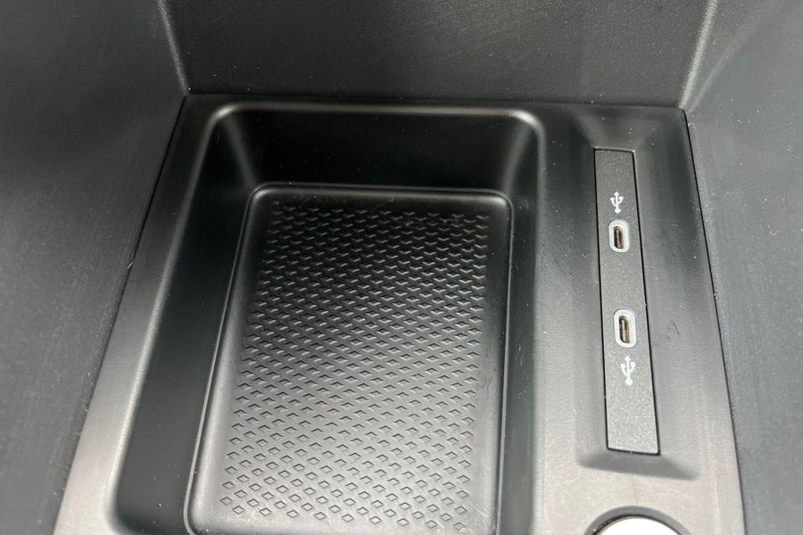 Ford TRANSIT CONNECT Photo autoimg-8099edb844a52d4423d4b8def00c10f502631d95.jpg