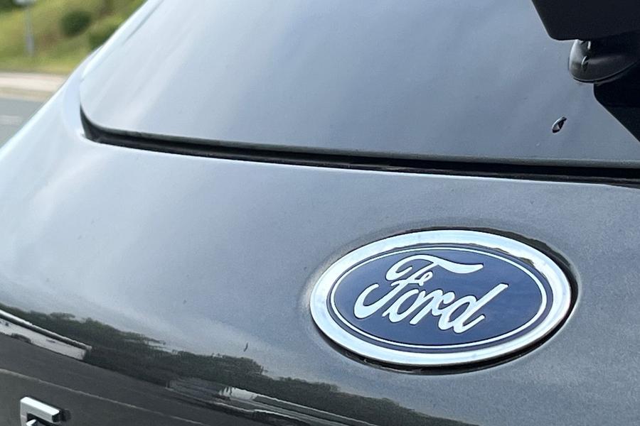 Ford FOCUS Photo autoimg-809aac8417177d8bd1859a7ce3bd2dc519ff1f97.jpg