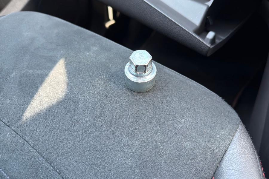 Ford KUGA Photo autoimg-809e5635a546abbb932f8085d01f0797619abc8c.jpg