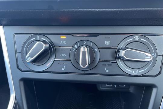 Volkswagen POLO Photo autoimg-809e7ae67e691177b879d2dbbf434194da31247f.jpg