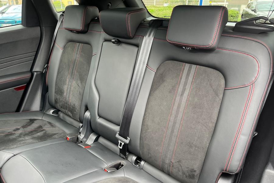 Ford Kuga Photo autoimg-80a1dab4e78dbe2288f42f082577793557739e0c.jpg
