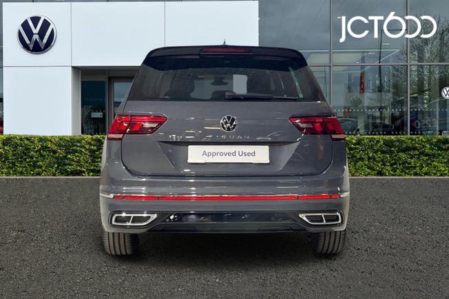 VOLKSWAGEN Tiguan Photo 7