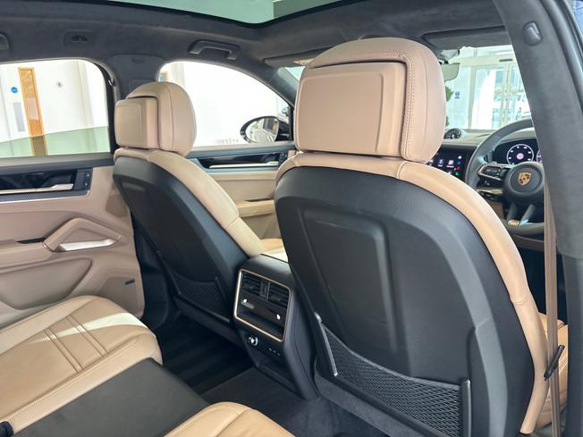 PORSCHE Cayenne Photo 44