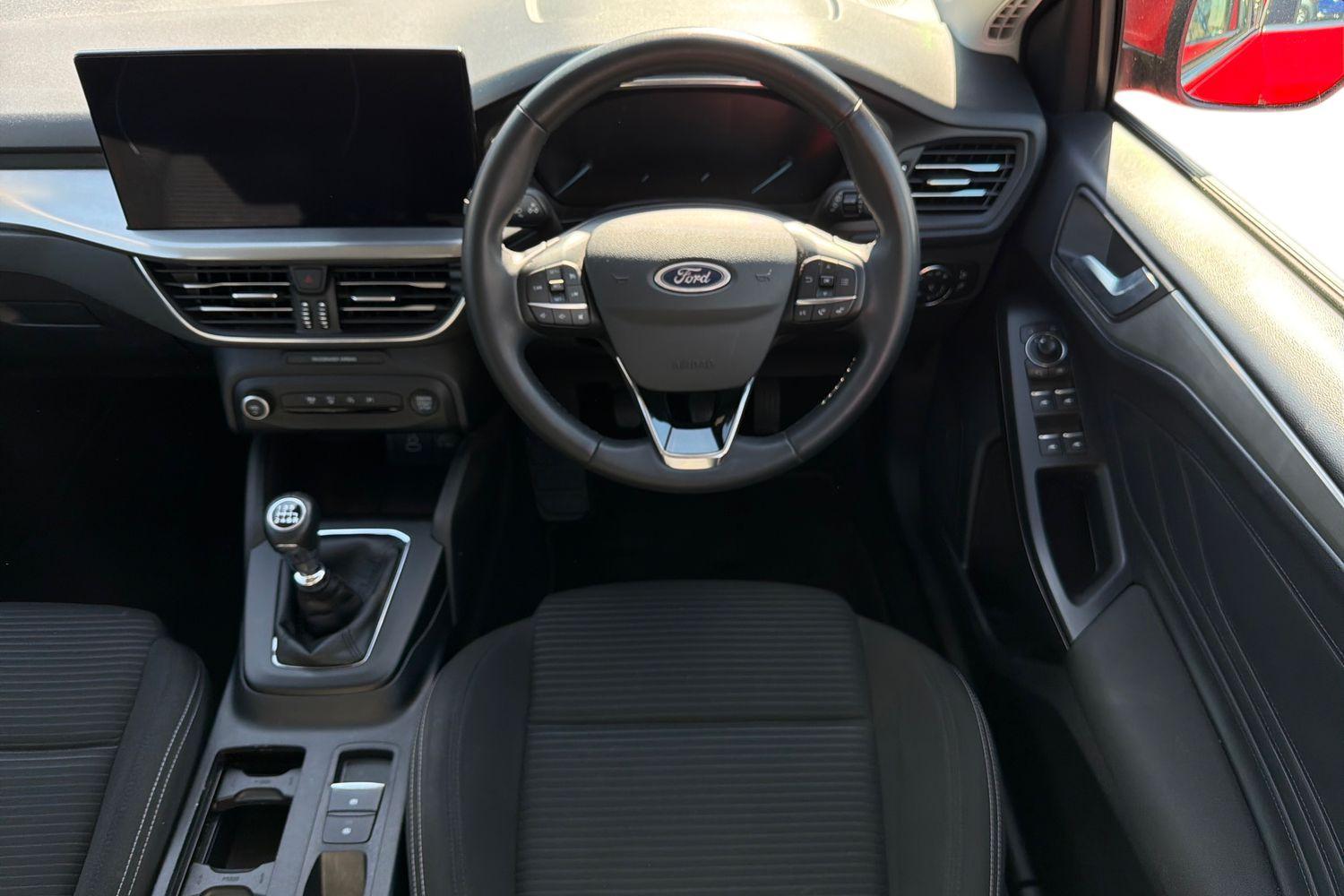 Ford FOCUS Photo 10