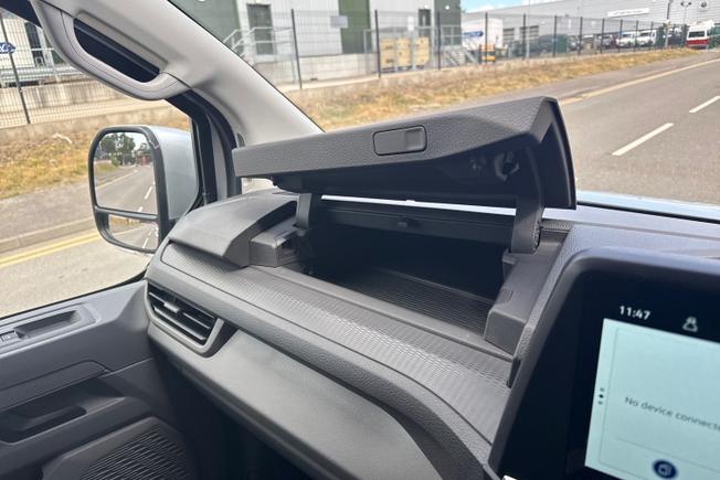 VOLKSWAGEN Transporter Photo 40