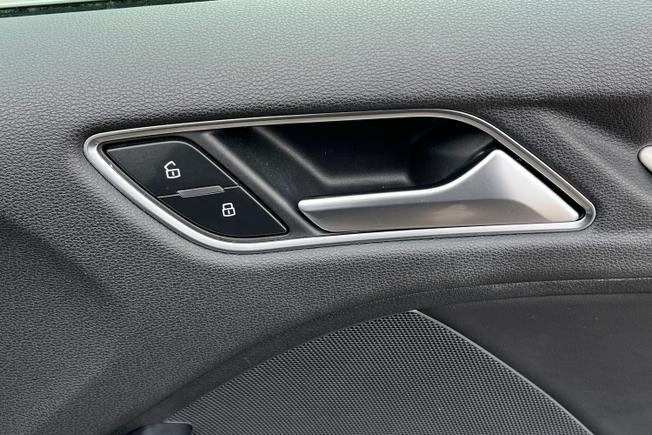 AUDI A3 Photo 30