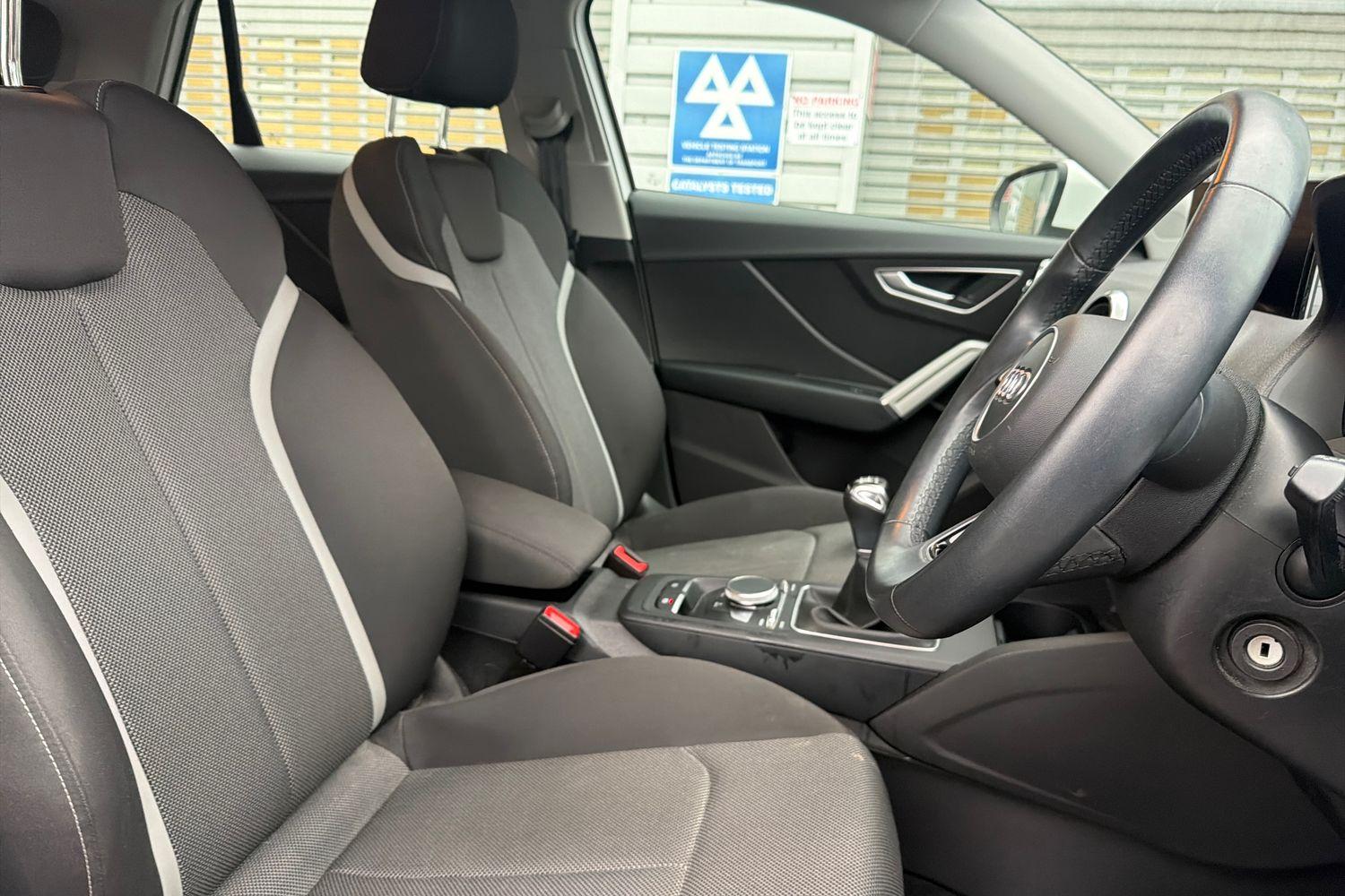Audi Q2 Photo 16