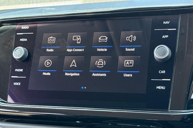 VOLKSWAGEN T-Cross Photo 24