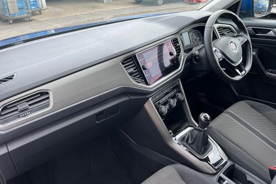 Volkswagen T-roc Photo autoimg-80b6a42fc90f88f36dd941ea1ba1caed93525833.jpg