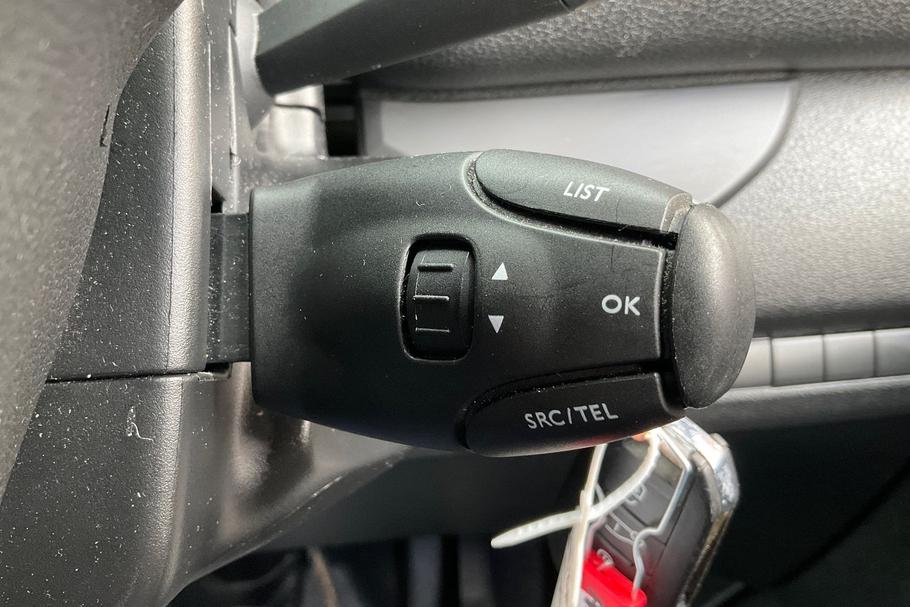 Used Vauxhall VIVARO LIFE ELECTRIC AMZ2258 16