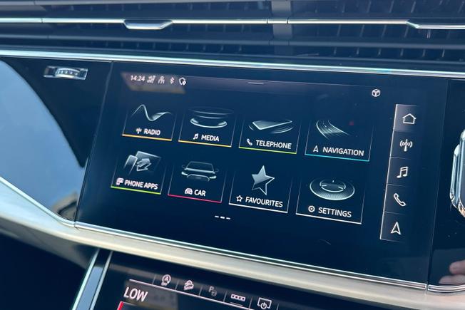 AUDI Q7 Photo 55