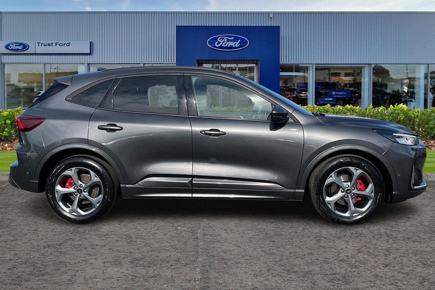 Ford Kuga Photo 2
