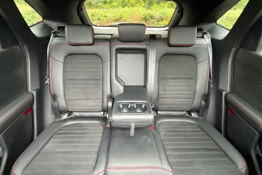 Ford KUGA Photo autoimg-80bc49d45f845e105fca8b8756eebcf5bc1b8e02.jpg