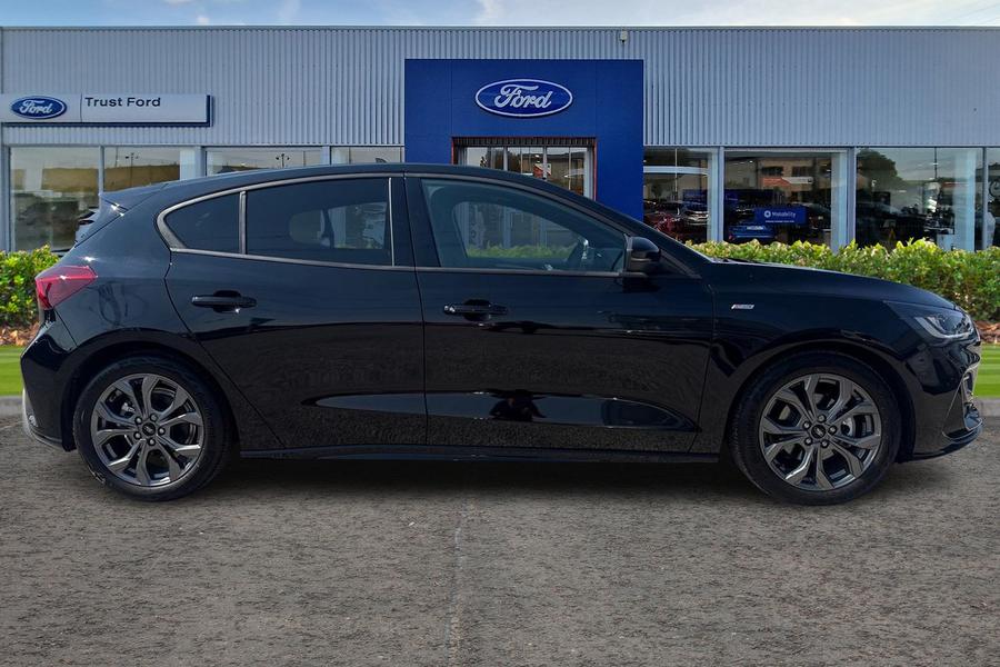 Ford FOCUS Photo autoimg-80c50b1c659472f546fcef9bac08a04295f9ea74.jpg
