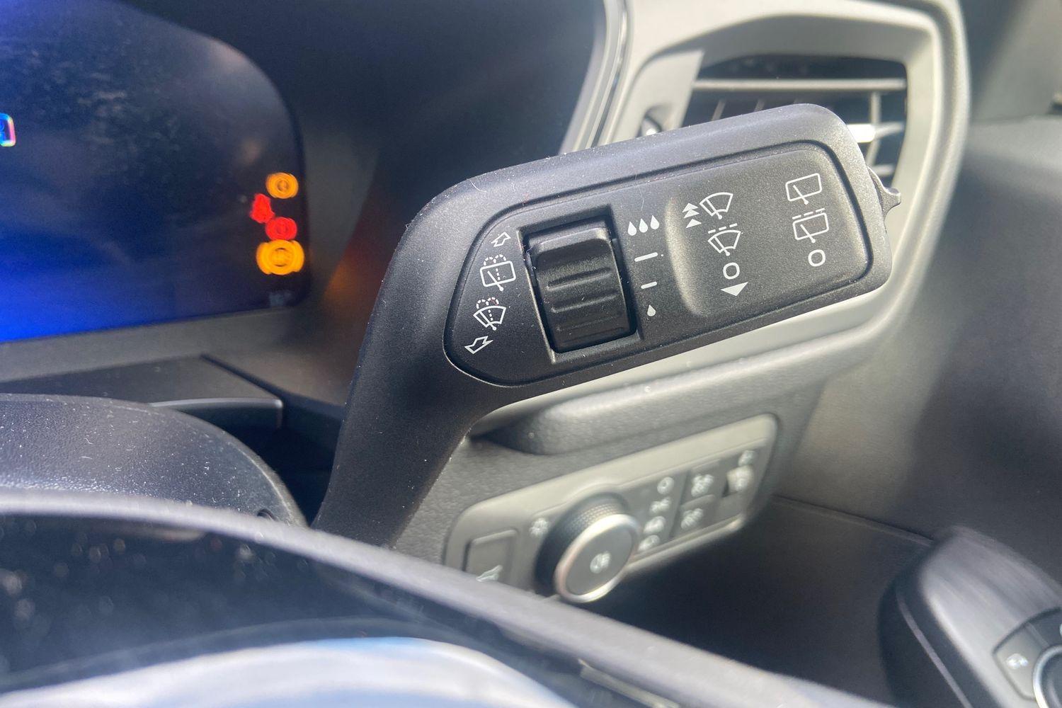 Ford KUGA Photo 14