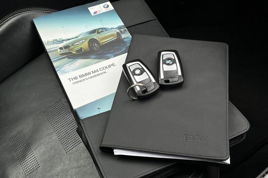 BMW M4 Photo autoimg-80d106b0f9fe784c0a7f06c8286aea1470bcf465.jpg