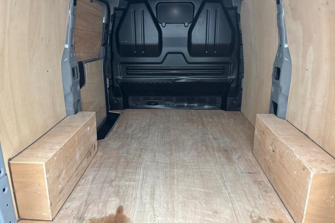 Volkswagen Transporter Photo 12
