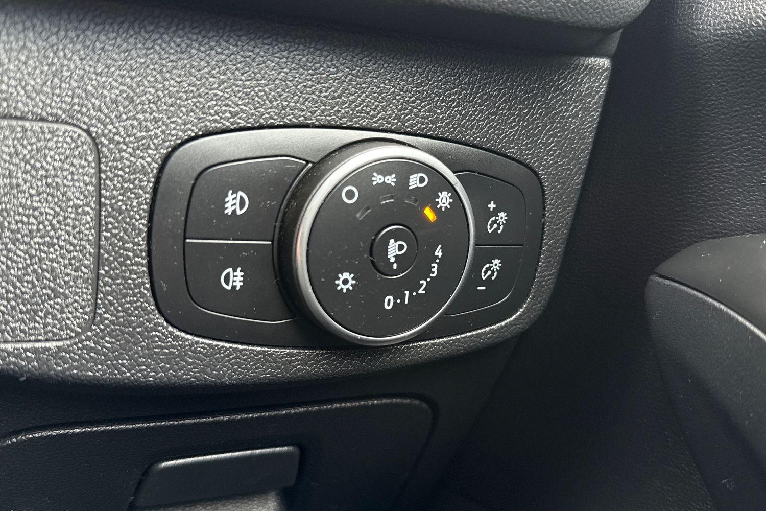 Ford Focus Photo 36