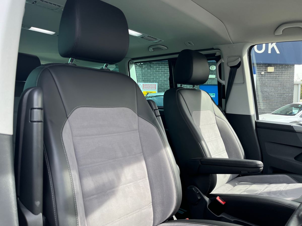 Volkswagen Caravelle Photo 26