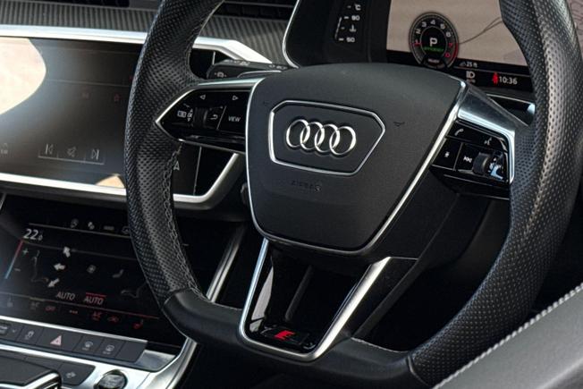 AUDI A6 Avant Photo 41