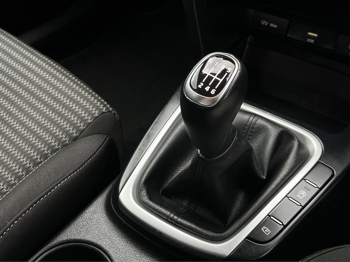 Kia Ceed Photo 12
