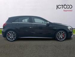 MERCEDES-BENZ A Class Photo 4