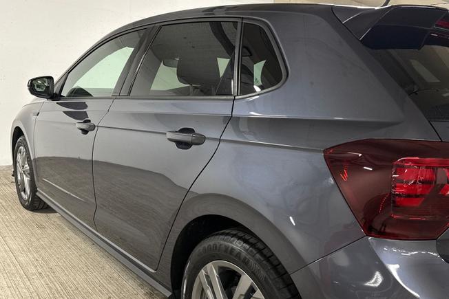 VOLKSWAGEN Polo Photo 26