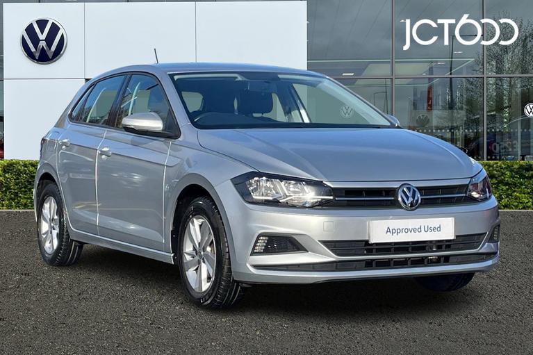 Used 2018 VOLKSWAGEN Polo SE 1.0 TSI 95PS 5-speed Manual Reflex Silver at JCT600