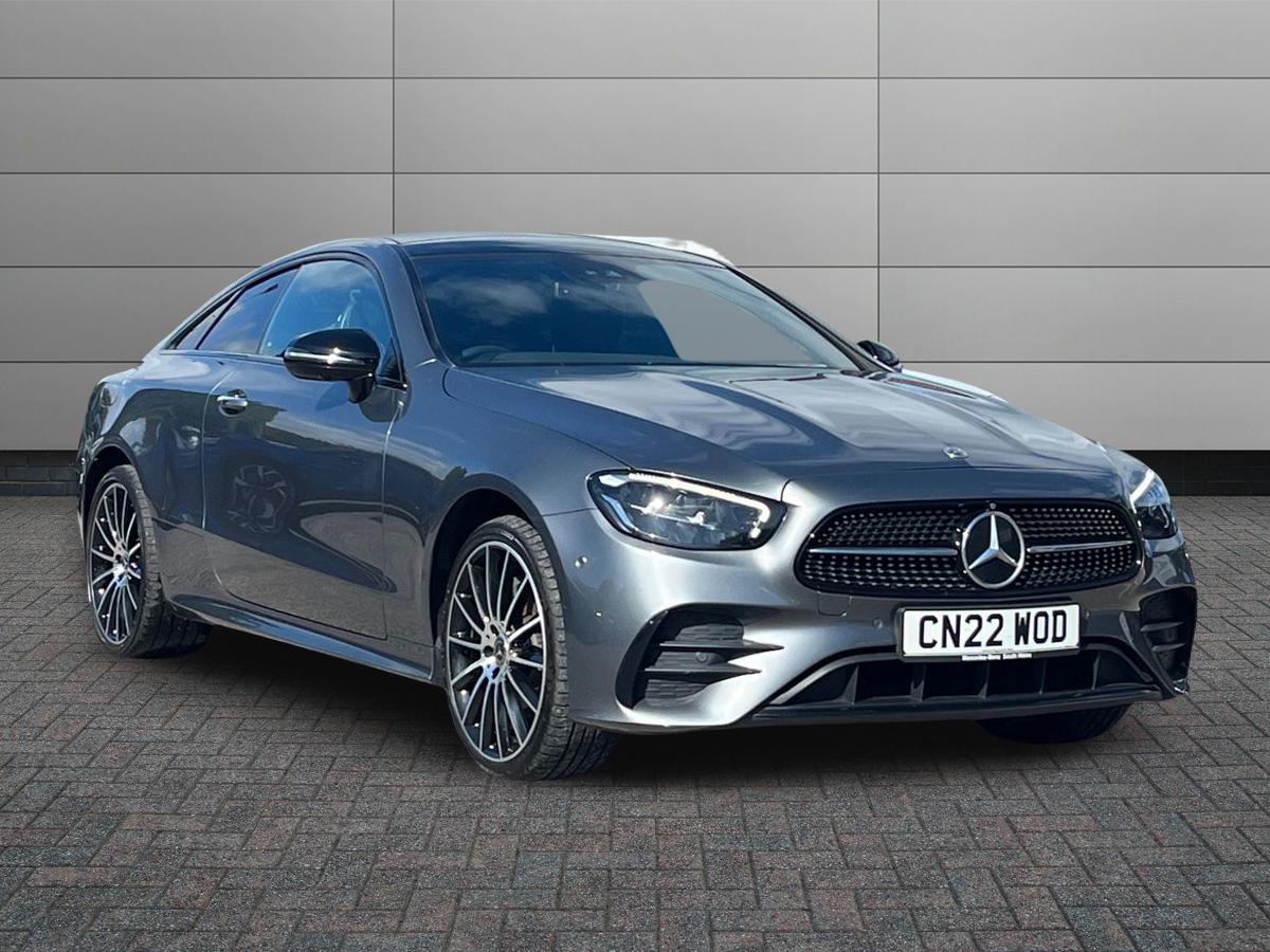 Mercedes-Benz E Class Photo 0