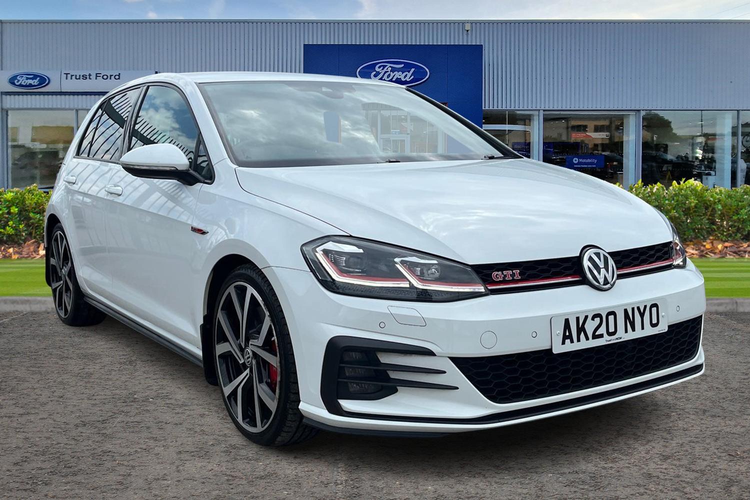 Volkswagen GOLF Photo 0