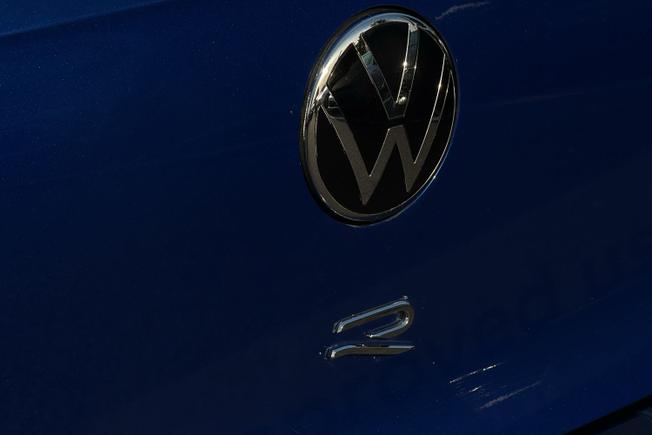 VOLKSWAGEN Golf Photo 46