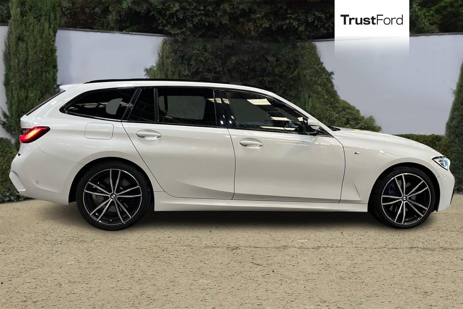 BMW 3 SERIES Photo 2