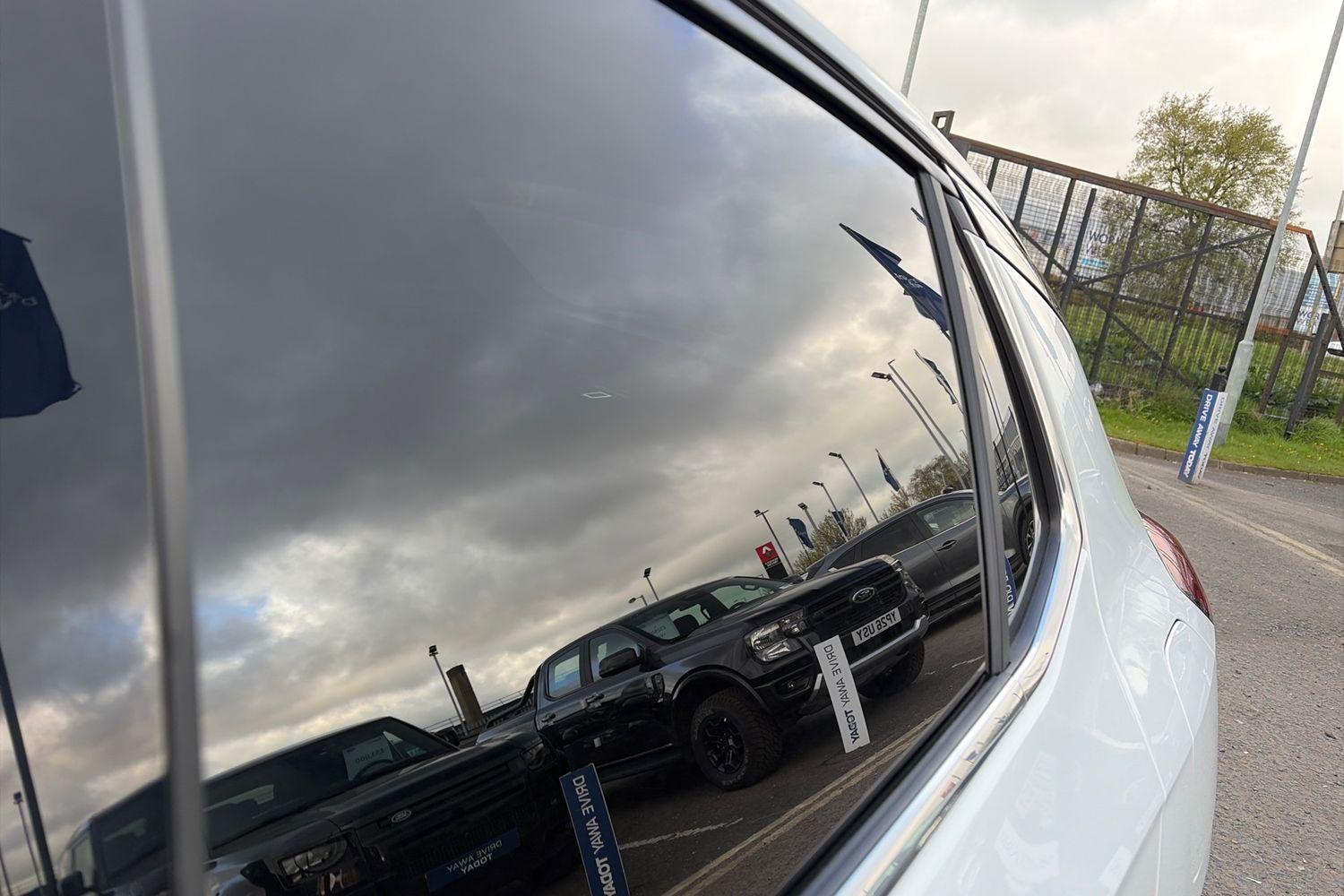 Vauxhall Corsa Photo 33