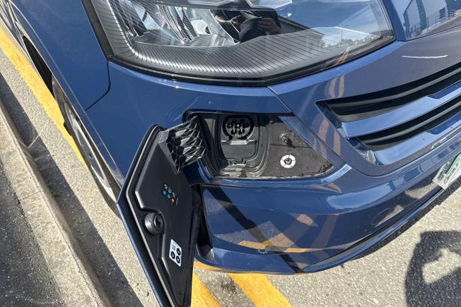 VOLKSWAGEN E-Transporter Photo 30