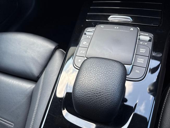 MERCEDES-BENZ CLA Class Photo 30