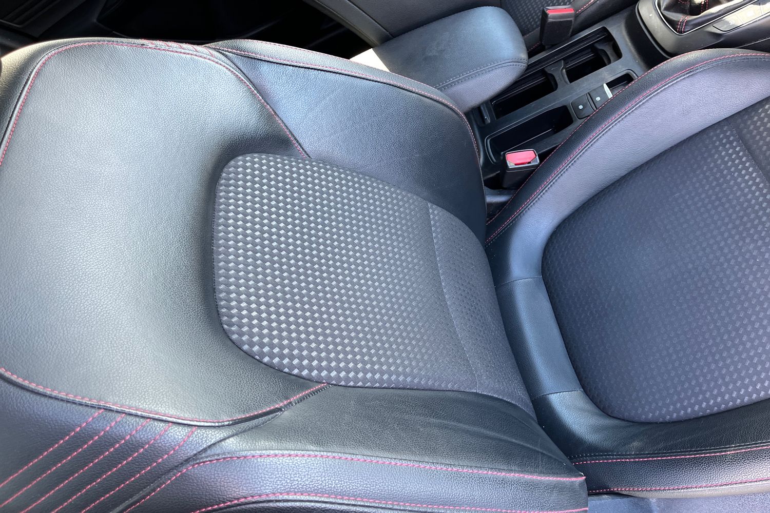 Ford Focus Photo 27