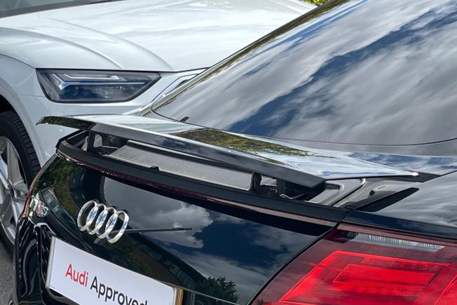 AUDI Tt Rs Photo 34