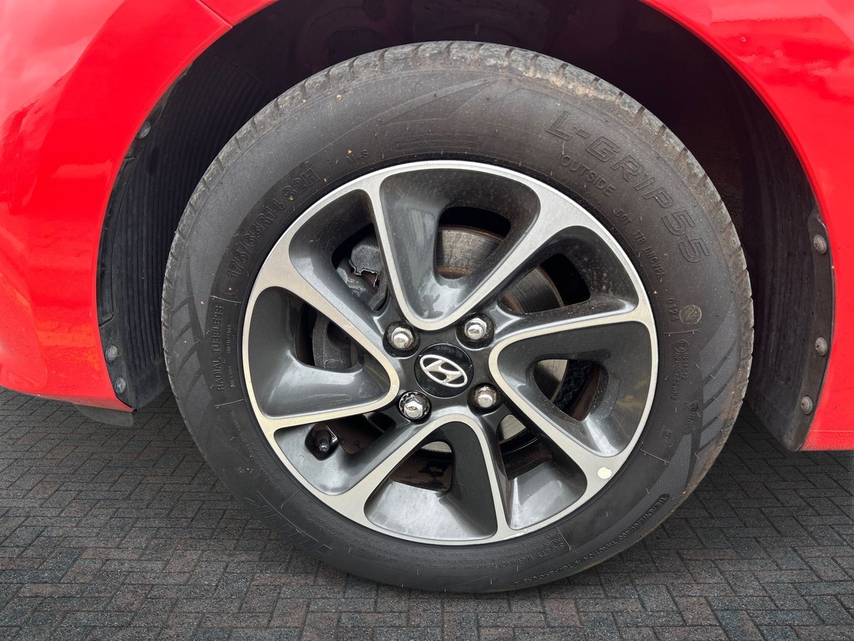 Hyundai i10 Photo 7