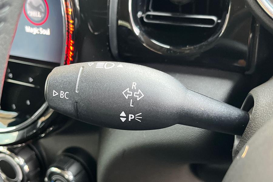 MINI HATCHBACK Photo autoimg-80fc59ee930302209c3f9a4c9a3a3bc93a843c6a.jpg