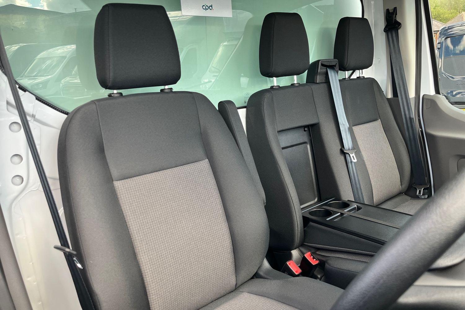 Ford TRANSIT Photo 32