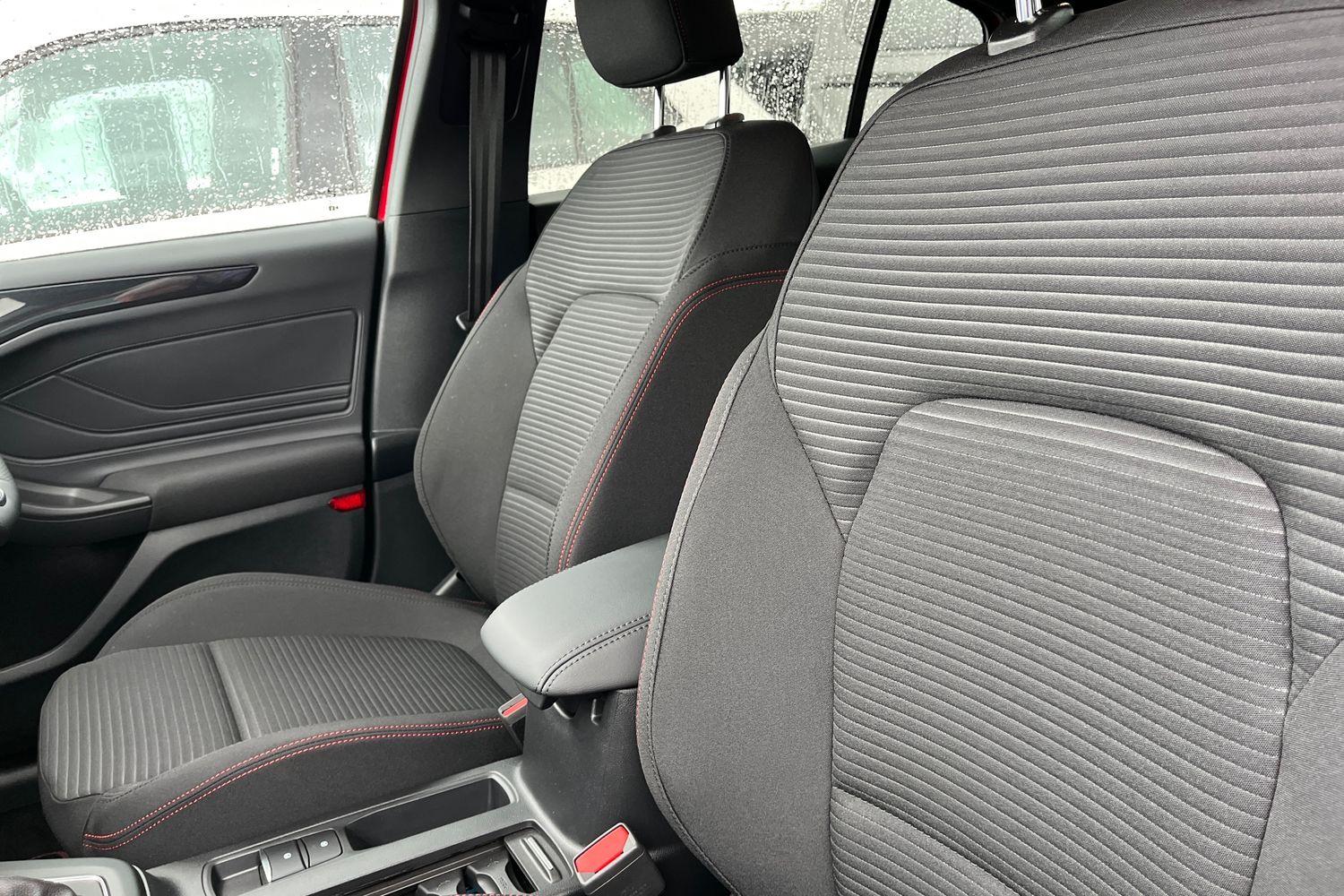 Ford FOCUS Photo 18