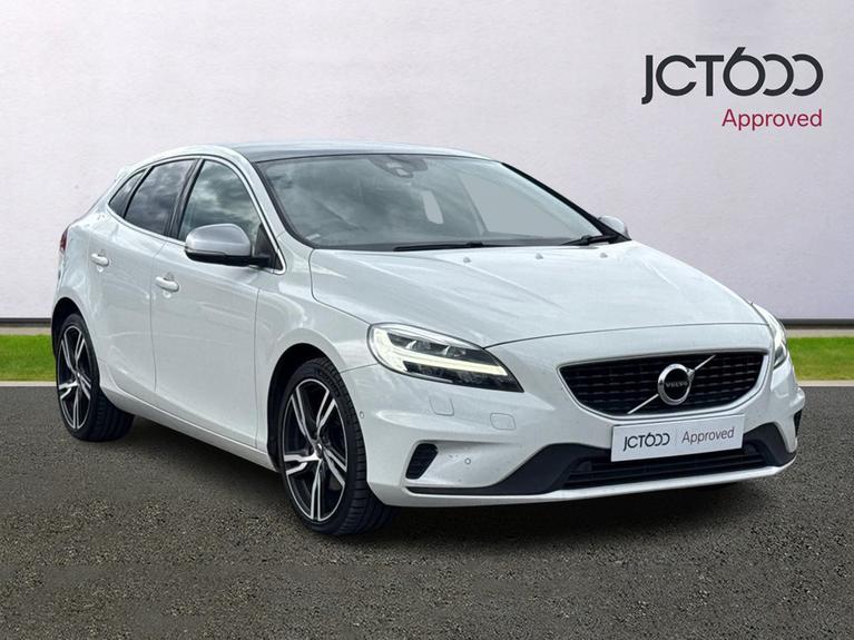 Used 2018 VOLVO V40 T3 [152] R DESIGN Pro 5dr White at JCT600