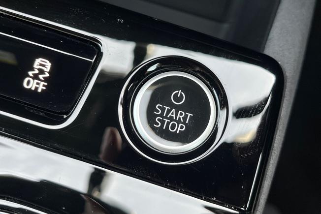 AUDI Q6 E-Tron Photo 30
