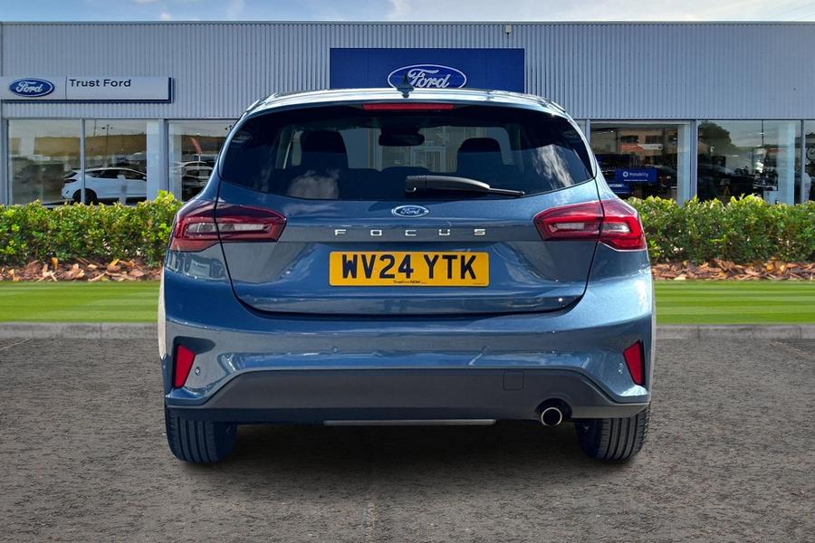 Ford FOCUS Photo autoimg-810bcbf76d2c6f3673e099d8abbb1ee2d7578c53.jpg