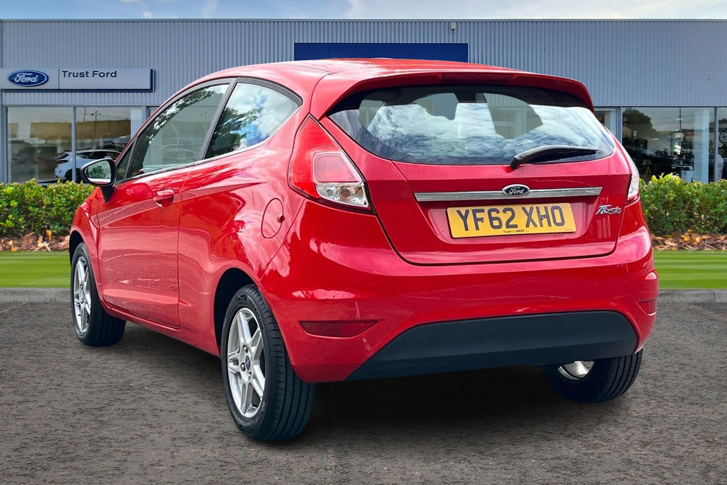 Ford FIESTA Photo 1