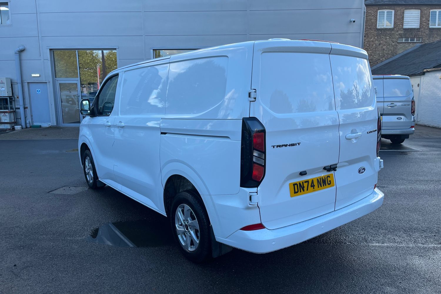 Ford TRANSIT CUSTOM Photo 32