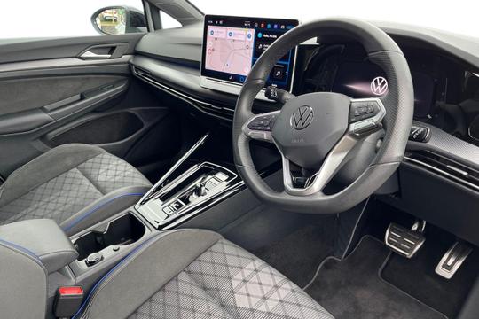 Volkswagen Golf Photo autoimg-8118328d32bf4af51f7ef6d38048516c87bc293d.jpg