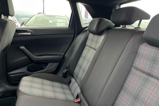 Volkswagen Polo Photo autoimg-811c04e14553cc2bdfd3976134f73edda4e45d63.jpg